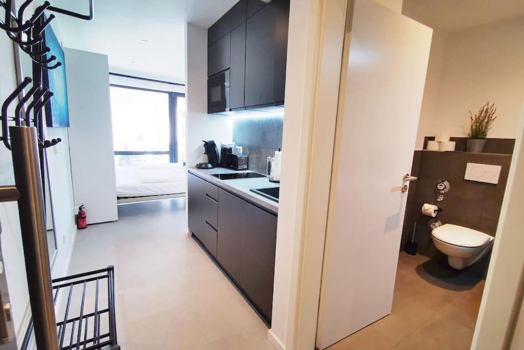 Hh 06 By Rockchair - Superhost Status - Modernes Mit Sonnigem Balkon & Premium Boxspringbetten In Winterhude - Geheimtipp Hamburg